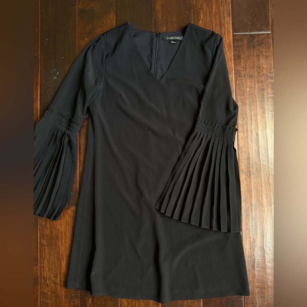 Cynthia Steffe Madeline Black V-Neck Shift Dress with Pleated Bell Sleeves